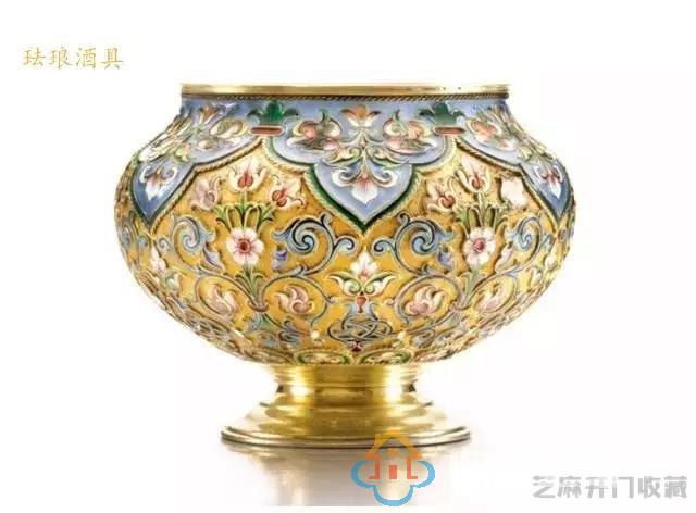 在黄金工艺品上经常见到的珐琅工艺，最早叫作景泰蓝来源于西方