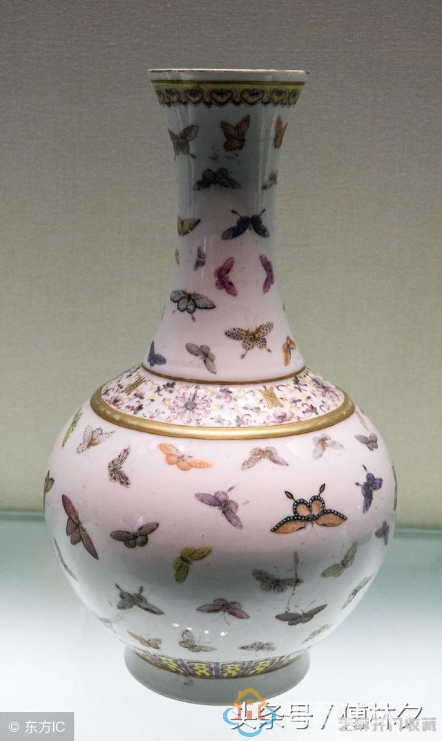 康熙晚期创烧之后历朝流行不衰，传统制瓷工艺中的珍品——粉彩
